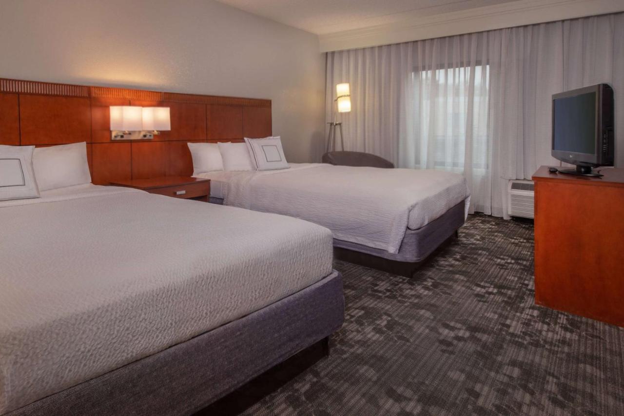 Sonesta Select Newark Christiana Mall Экстерьер фото